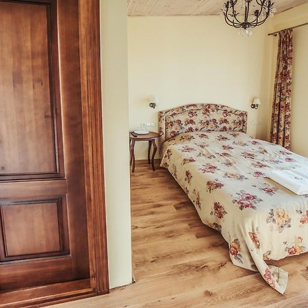 Pusu Takas Hotel Andrioniskis Quarto foto