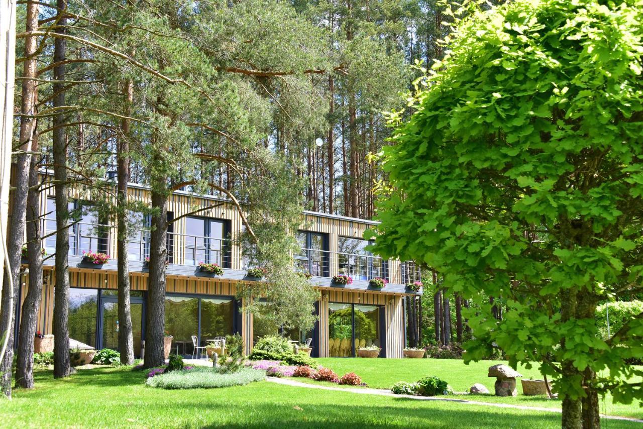 Pusu Takas Hotel Andrioniskis Exterior foto