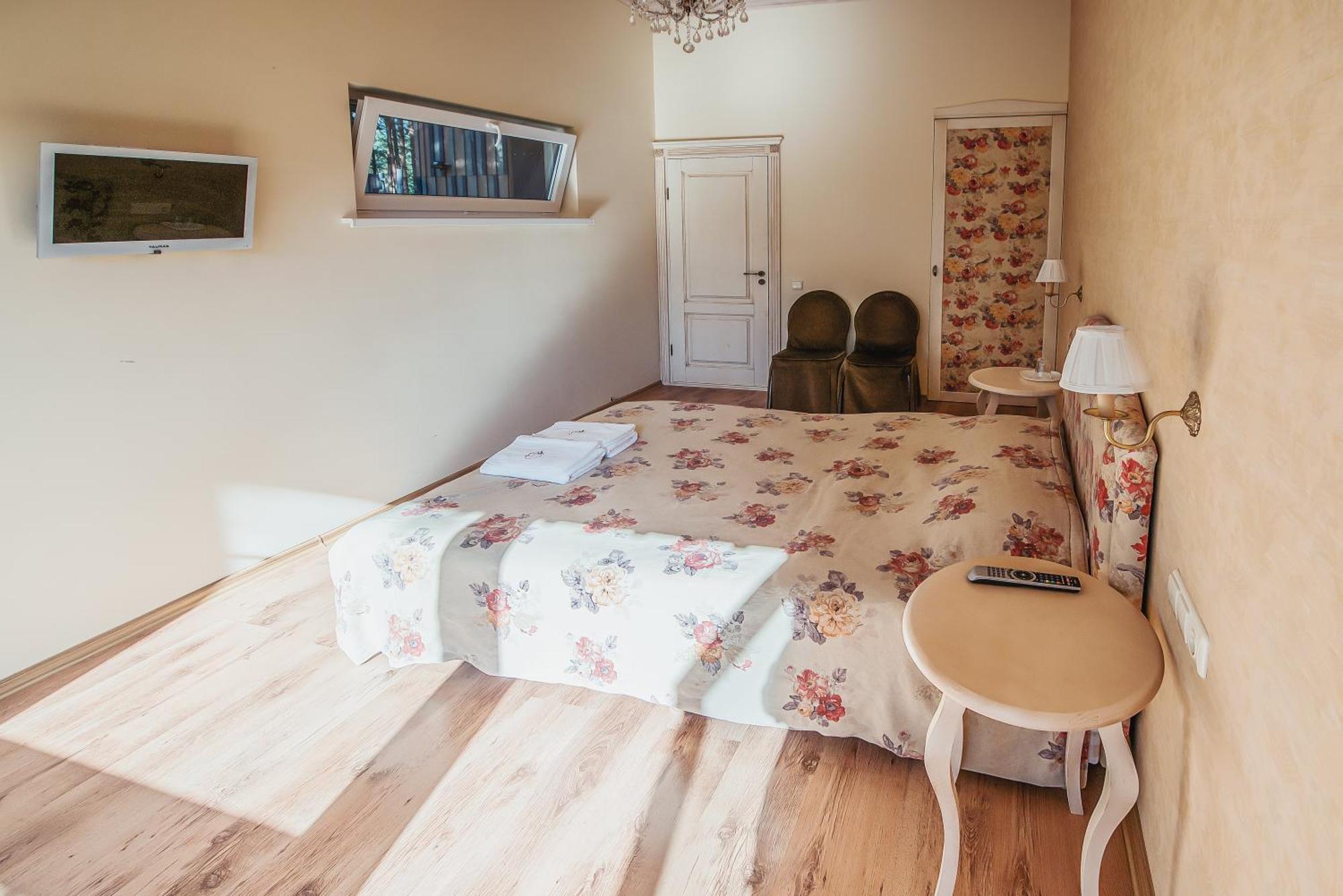 Pusu Takas Hotel Andrioniskis Quarto foto